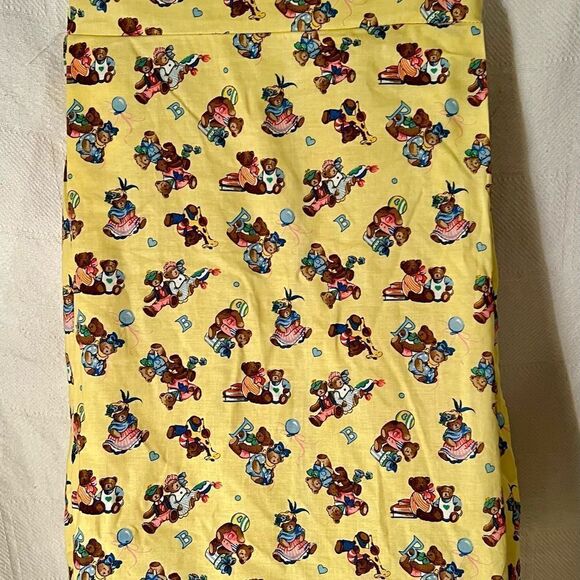 Vintage 60’s/70’s Diaper Stacker Hanger Yellow W Teddy Bear Print & Eyelet Trim. - Picture 4 of 8